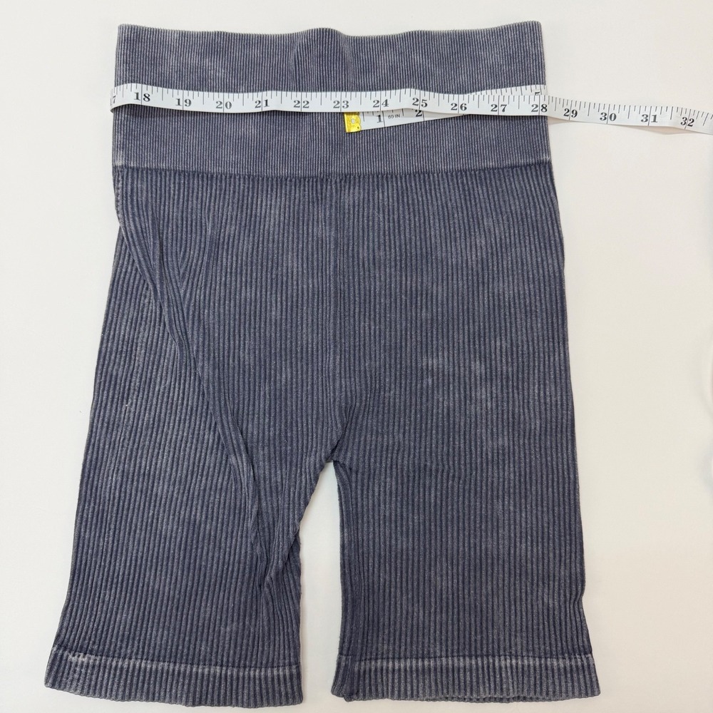 Aura Juniors Activewear Biker Shorts Size S/M Gray Ribbed High Rise Stretch - Picture 7 of 11